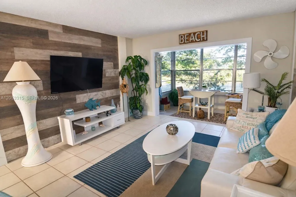 3530 NW 52nd Ave #509 Lauderdale Lakes, FL 33319