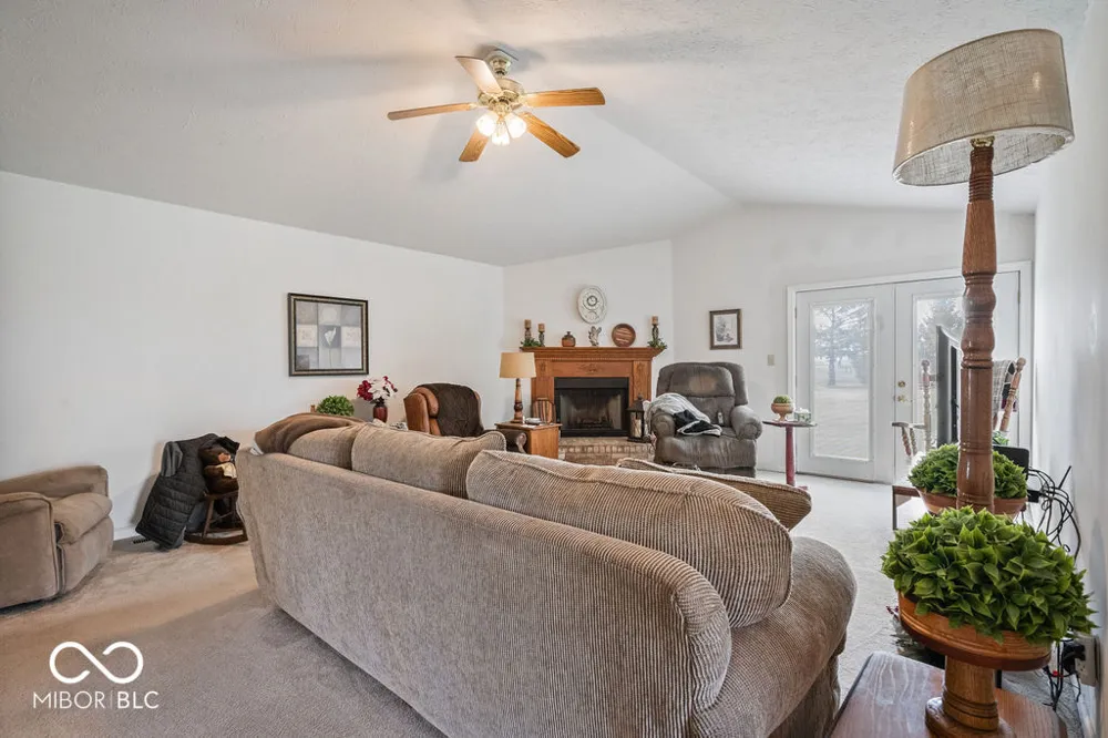 5307 W Division Road Tipton, IN 46072