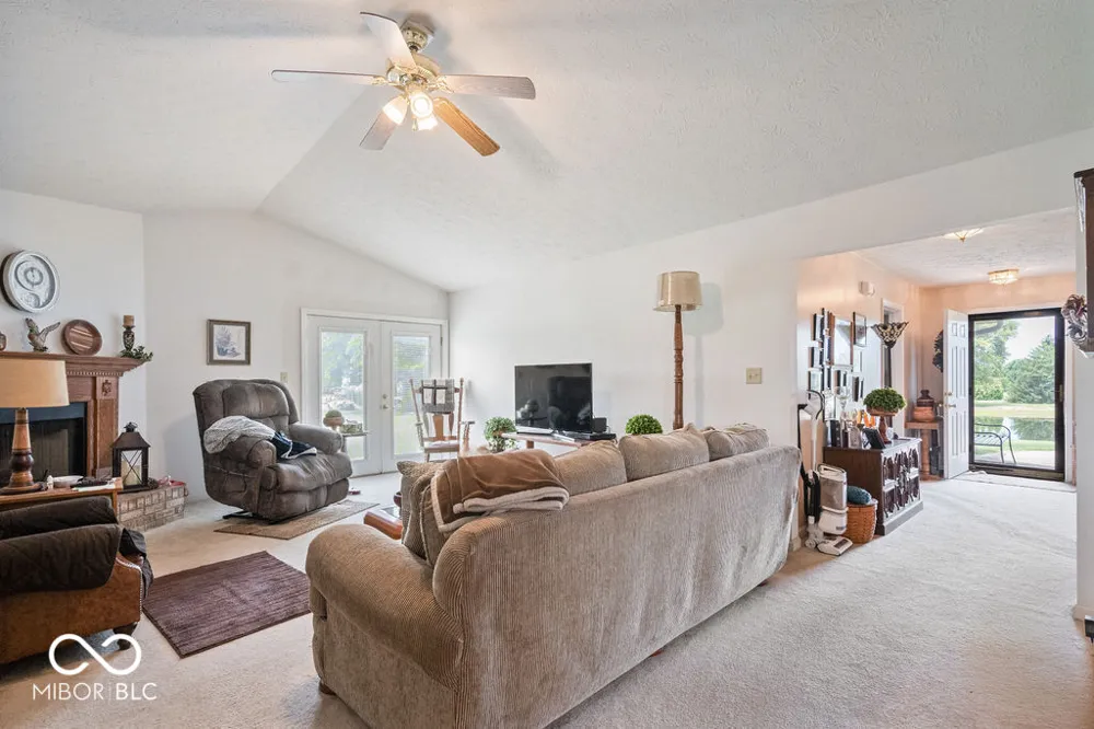 5307 W Division Road Tipton, IN 46072