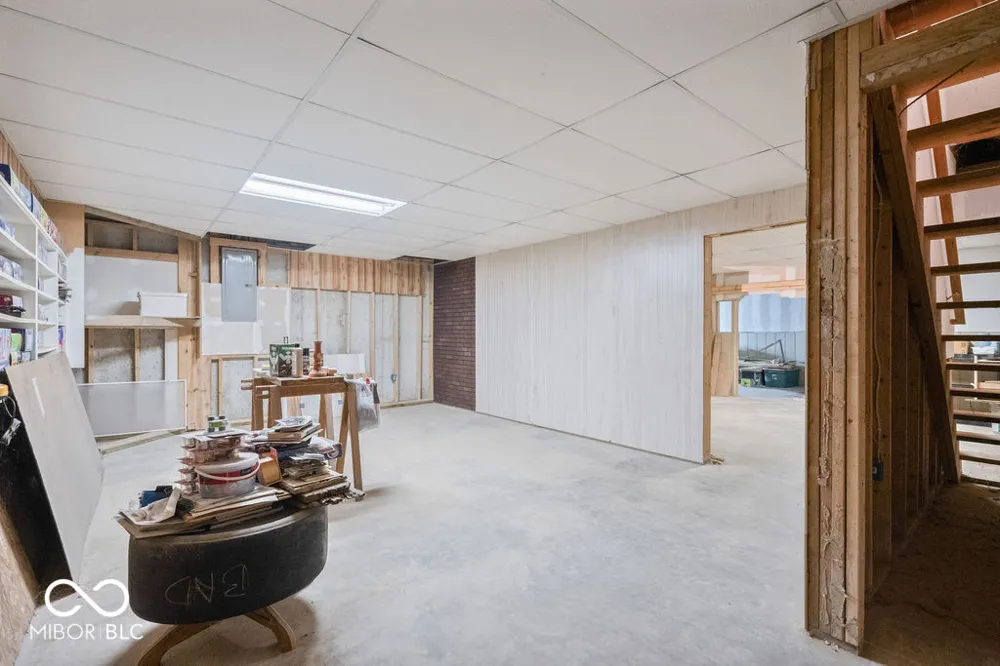5307 W Division Road Tipton, IN 46072