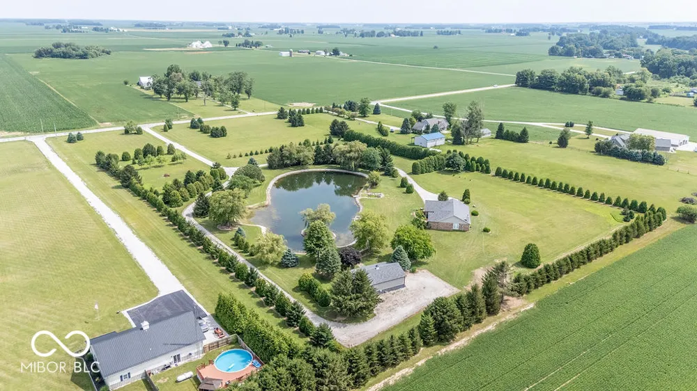 5307 W Division Road Tipton, IN 46072