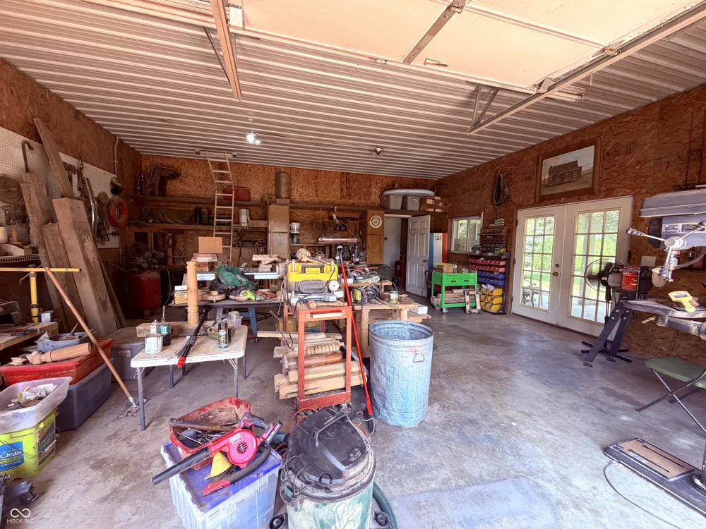 5307 W Division Road Tipton, IN 46072