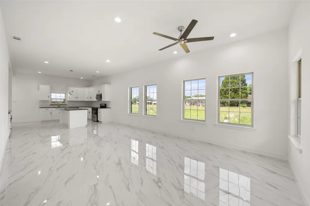 149 LBJ Ranch Road Trinidad, TX 75163