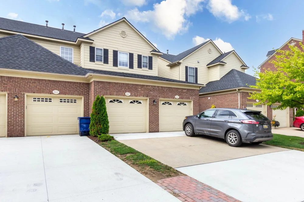 45637 Graystone Lane Canton, MI 48187