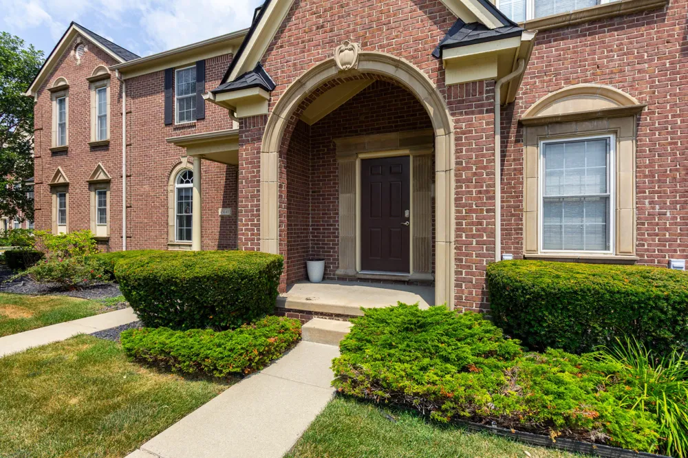 45637 Graystone Lane Canton, MI 48187