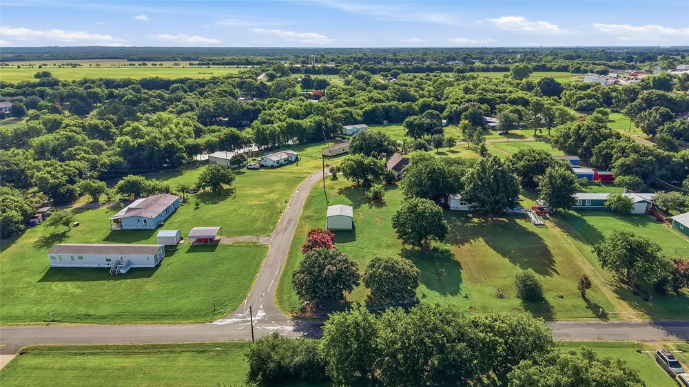 409 Katie Rose Lane Southmayd, TX 75092