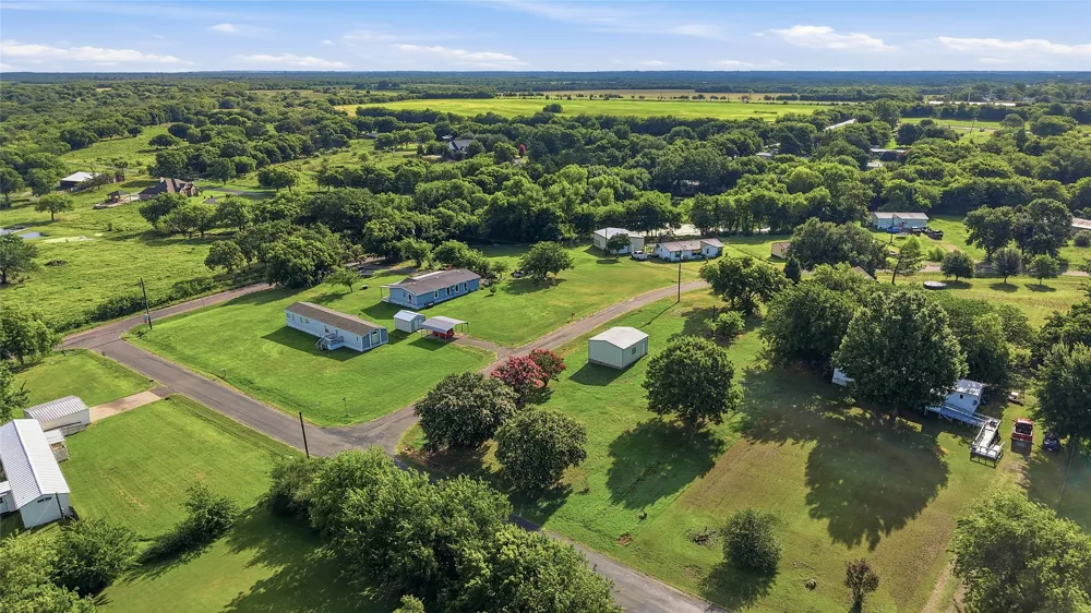 409 Katie Rose Lane Southmayd, TX 75092