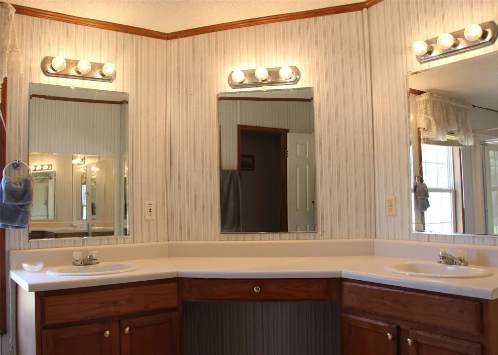 1199 County Road 1245 Savoy, TX 75479