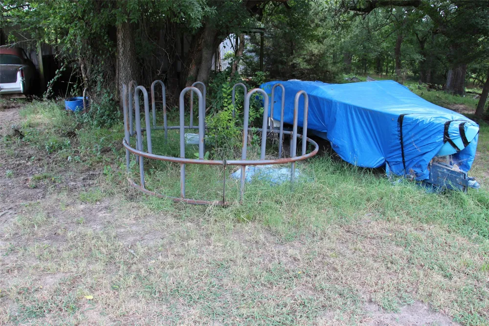 1199 County Road 1245 Savoy, TX 75479