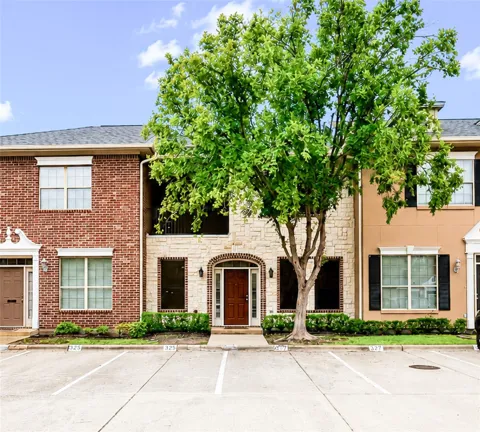 327 Forest Drive