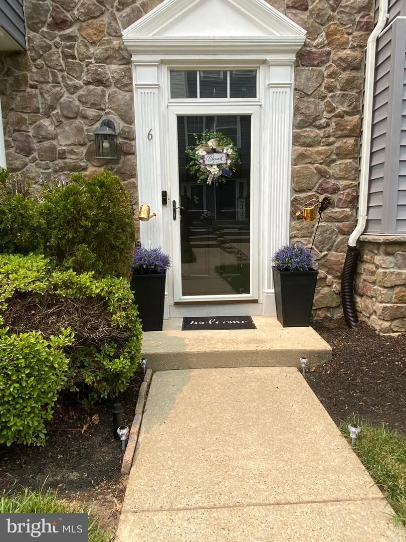 6 FOX COURT Delanco, NJ 08075