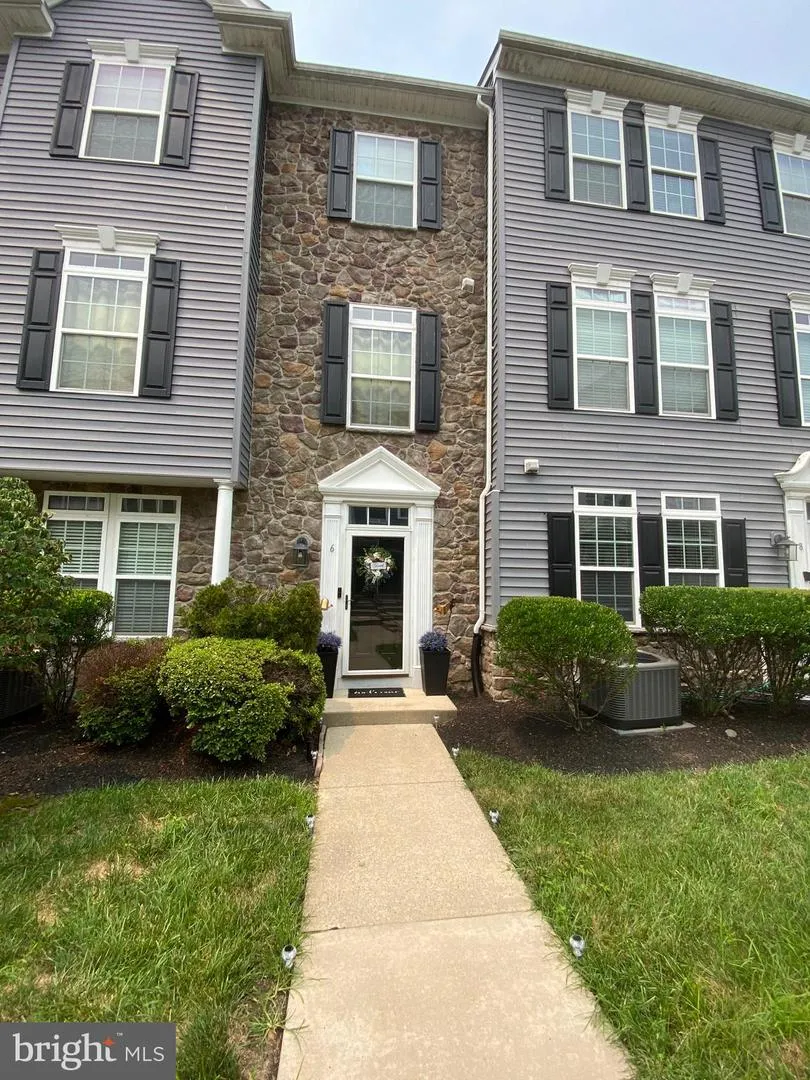 6 FOX COURT Delanco, NJ 08075