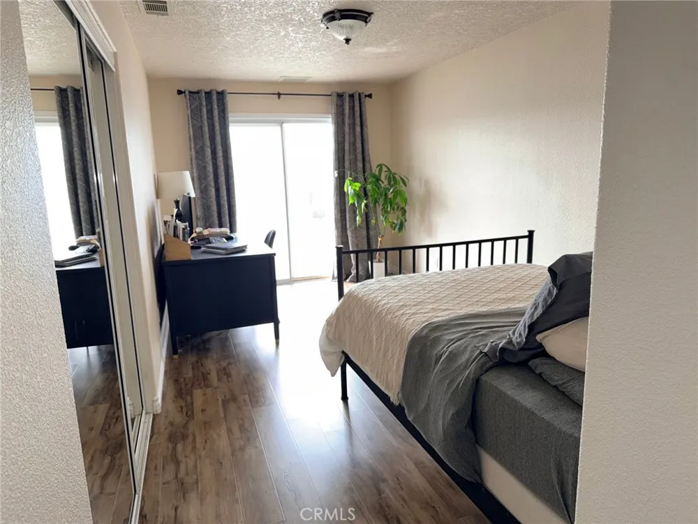 18285 Harbor Drive Victorville, CA 92395