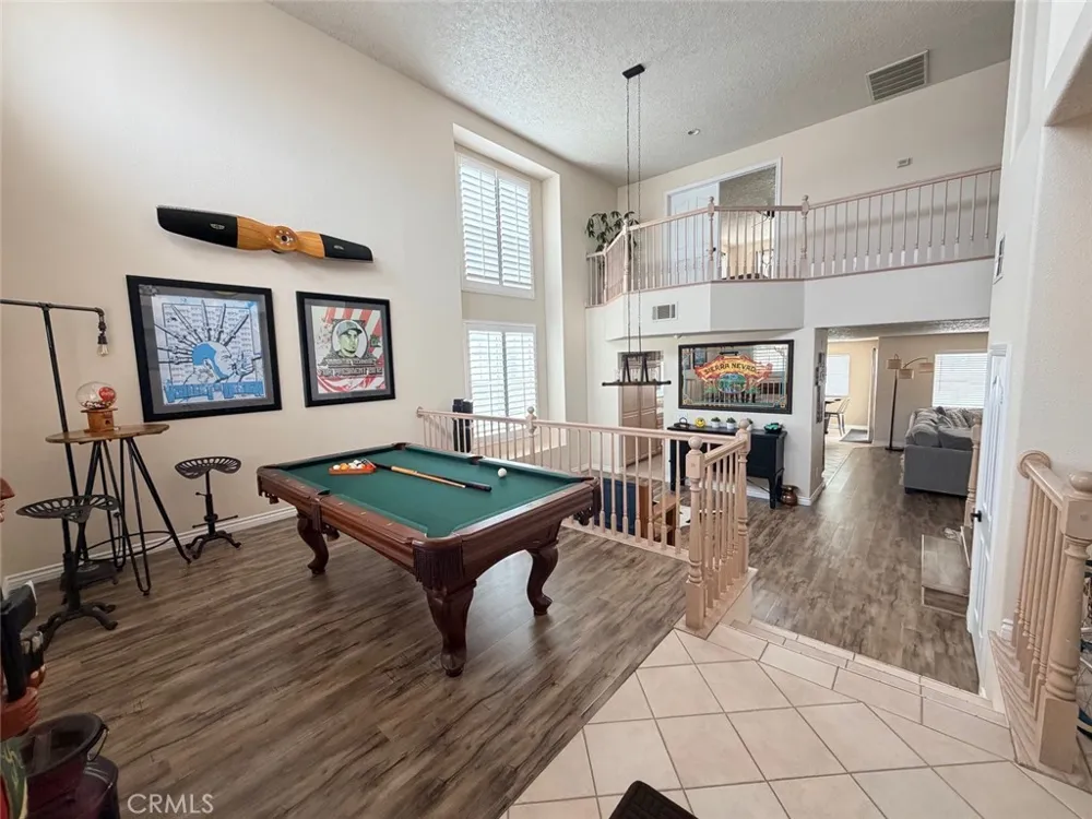 18285 Harbor Drive Victorville, CA 92395