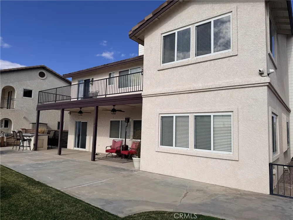 18285 Harbor Drive Victorville, CA 92395