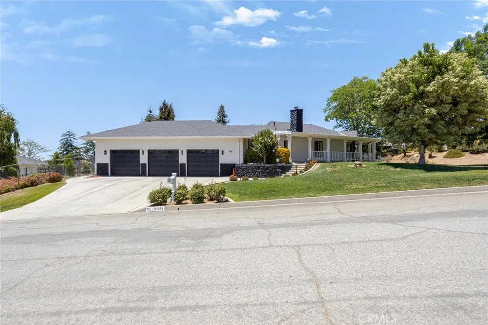 35884 Ramada Lane Yucaipa, CA 92399