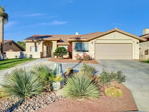 8567 Clubhouse Boulevard