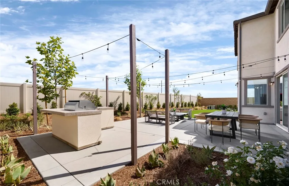 1520 Kauffman Street Perris, CA 92571