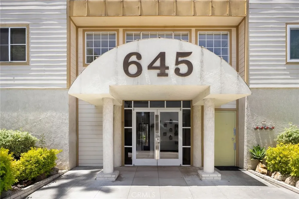645 Chestnut #305 Long Beach, CA 90802