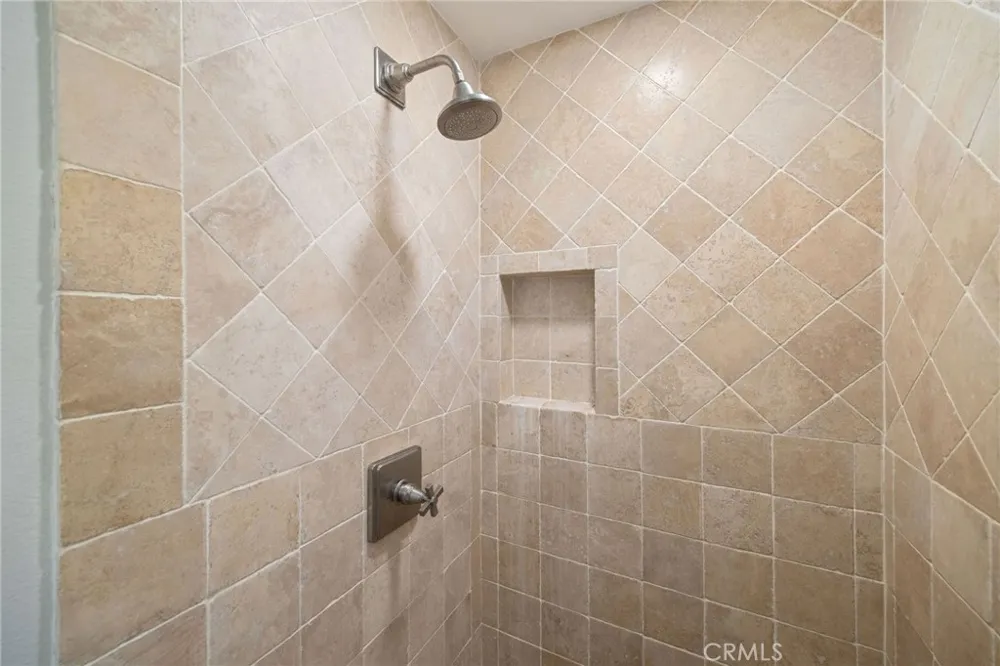 645 Chestnut #305 Long Beach, CA 90802