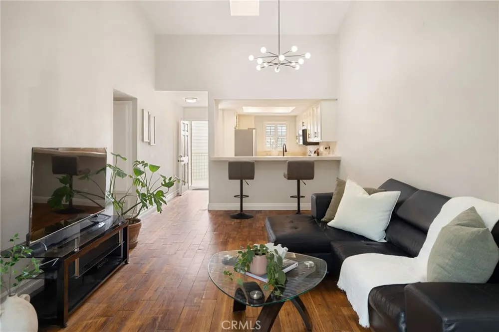 645 Chestnut #305 Long Beach, CA 90802