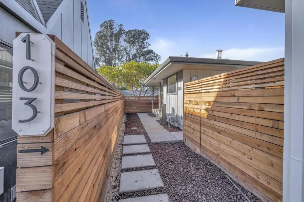 103 Darlington ln Soquel, CA 95073
