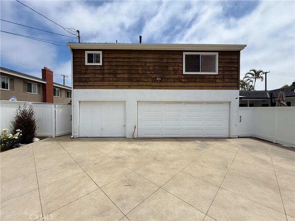 190 Costa Mesa #B Costa Mesa, CA 92627