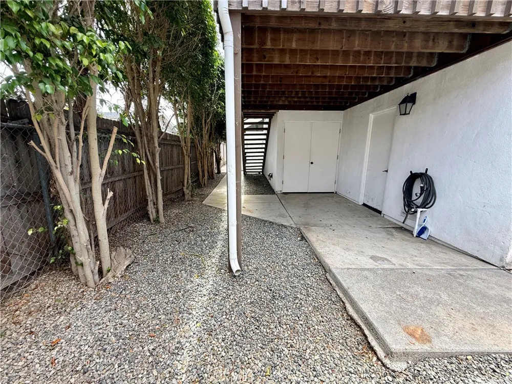 190 Costa Mesa #B Costa Mesa, CA 92627