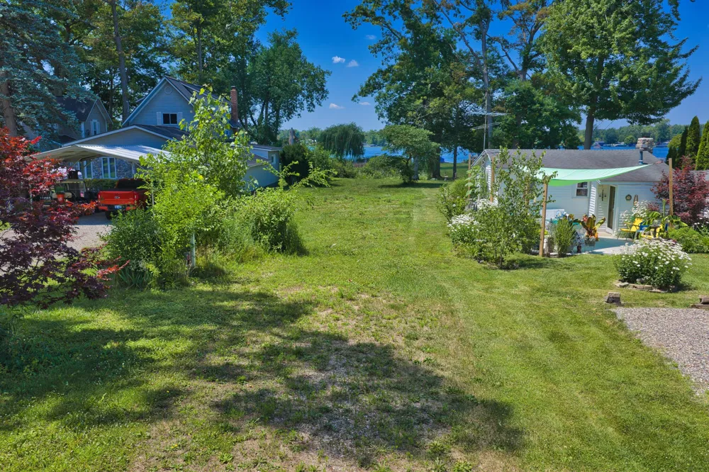 196 Wildwood Beach Road Quincy, MI 49082