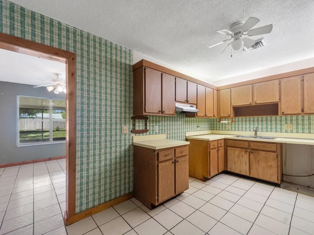 2309 NE 13th Court Jensen Beach, FL 34957