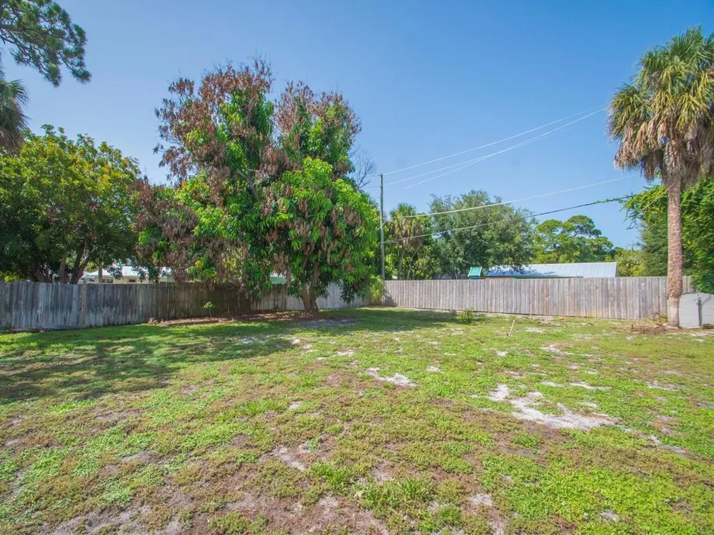 2309 NE 13th Court Jensen Beach, FL 34957