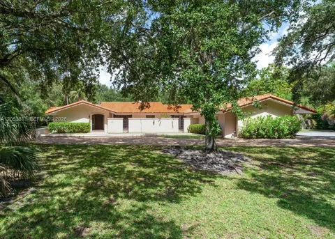 11950 SW 67 Ct