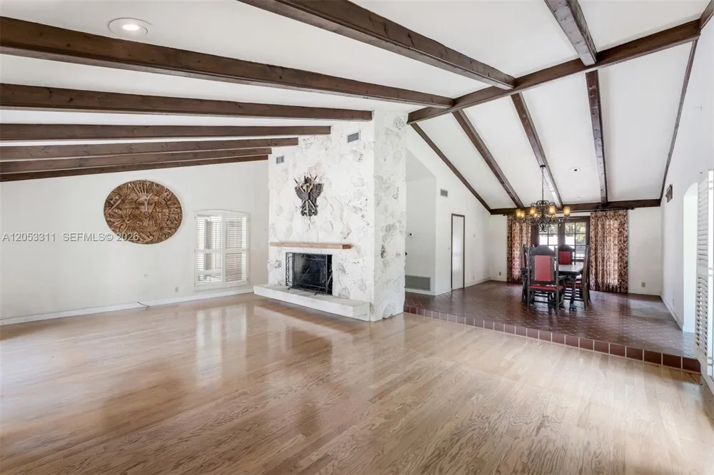 11950 SW 67 Ct Pinecrest, FL 33156