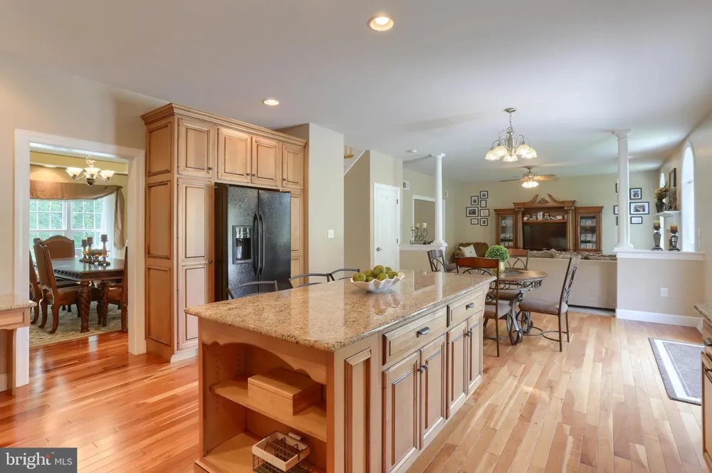 304 IRON VALLEY DRIVE Lebanon, PA 17042