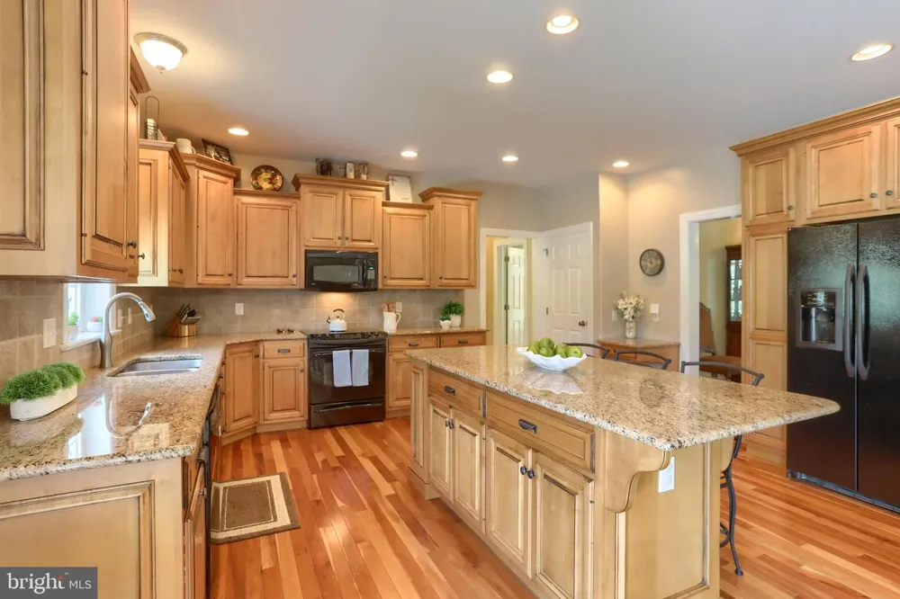 304 IRON VALLEY DRIVE Lebanon, PA 17042