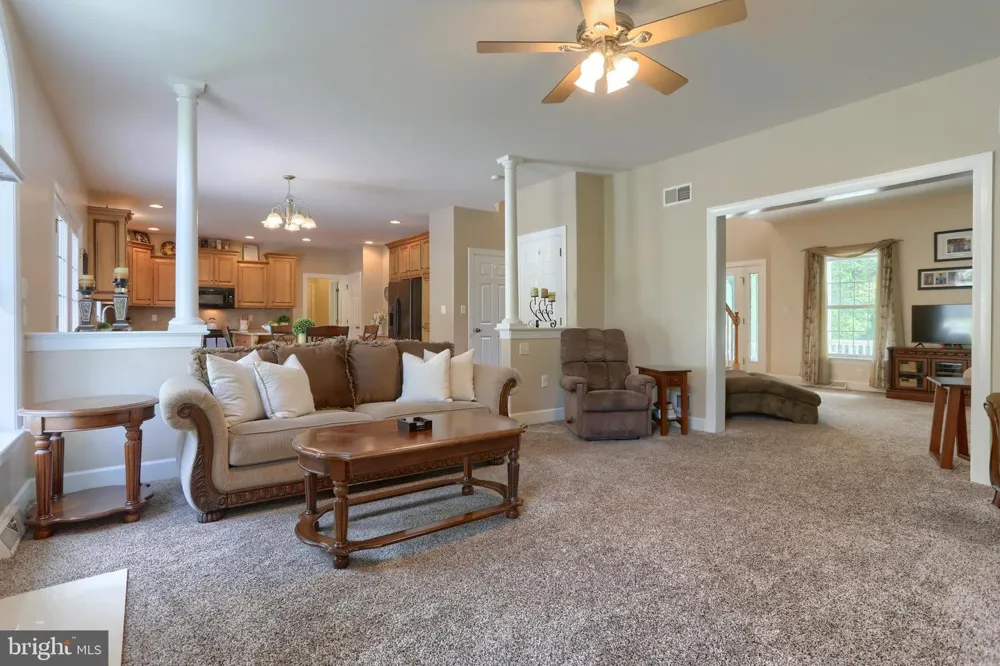 304 IRON VALLEY DRIVE Lebanon, PA 17042