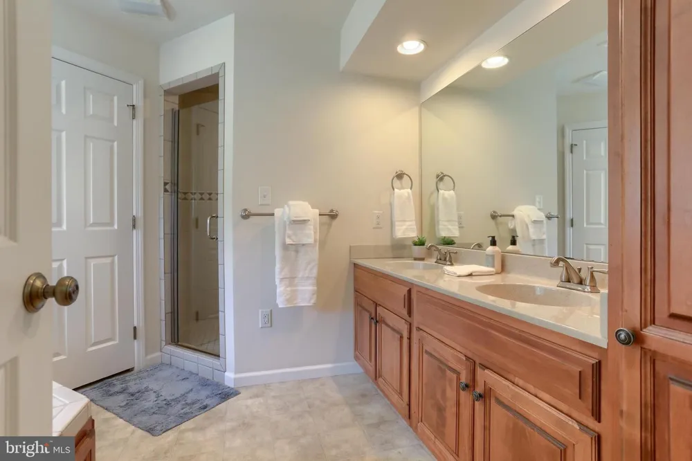304 IRON VALLEY DRIVE Lebanon, PA 17042