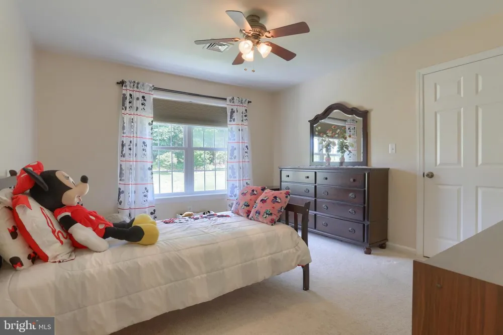 304 IRON VALLEY DRIVE Lebanon, PA 17042