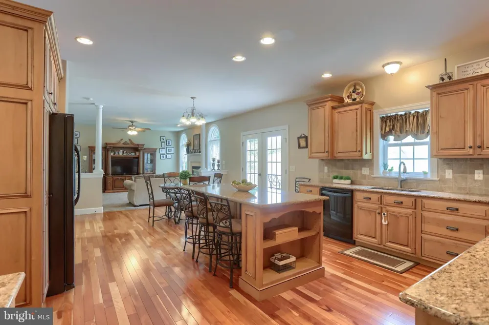 304 IRON VALLEY DRIVE Lebanon, PA 17042