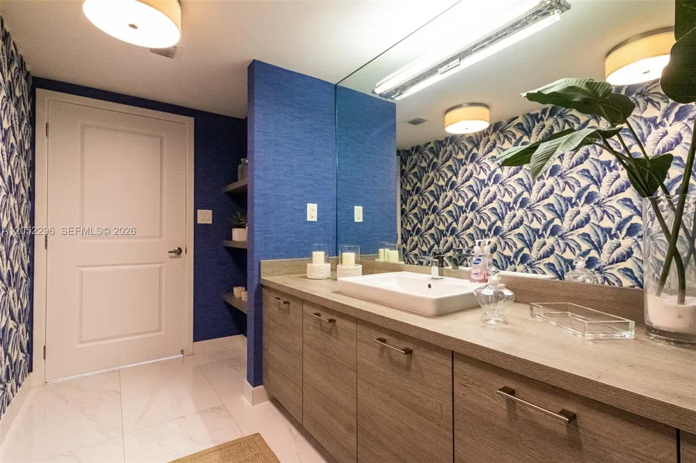 400 Sunny Isles Blvd #1604 Sunny Isles Beach, FL 33160