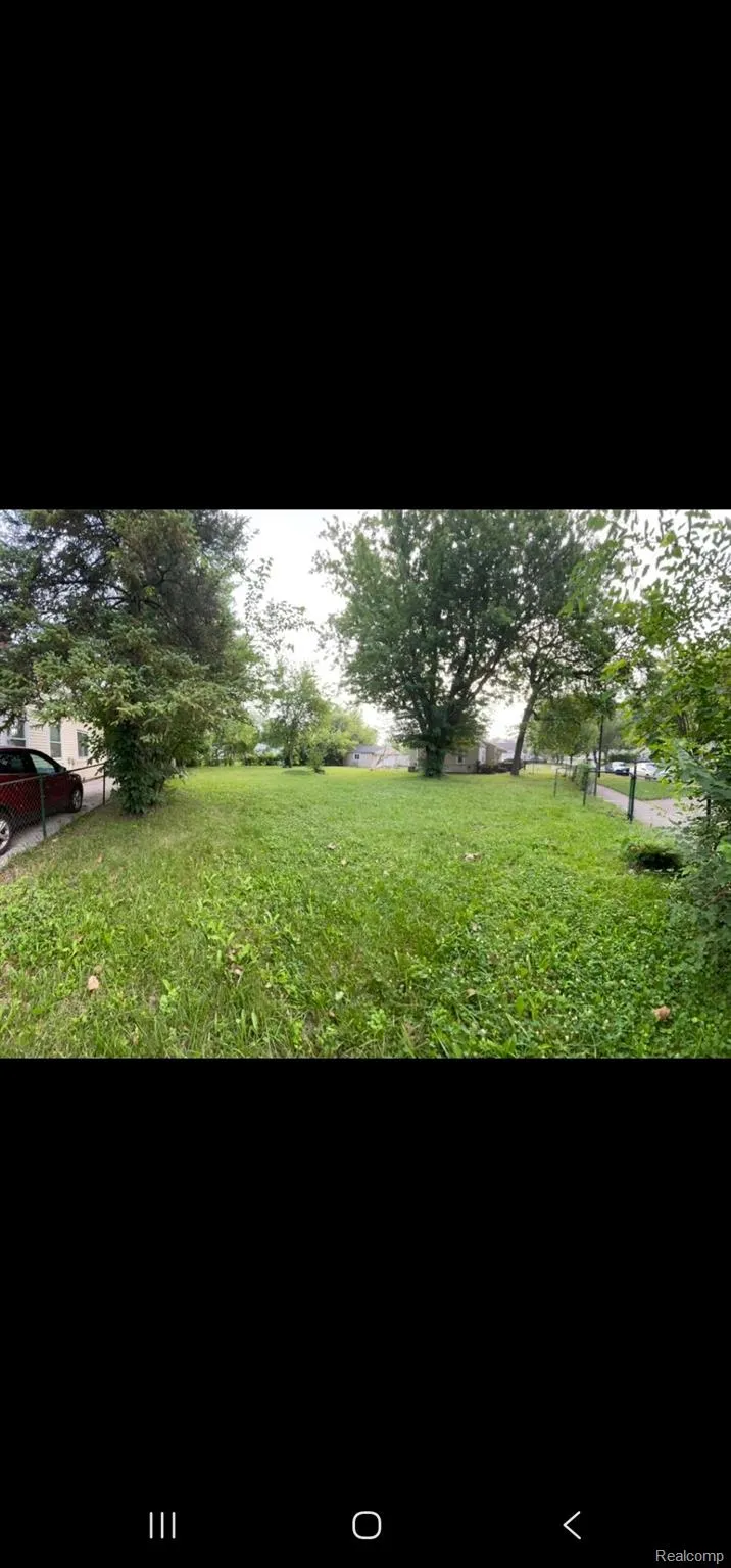 29080 Powers Street Westland City, MI 48186