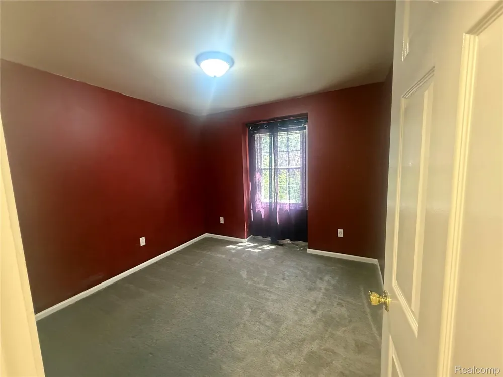 24706 Bashian Drive Novi City, MI 48375