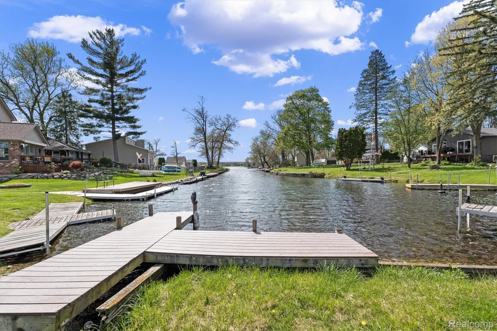 8294 Lagoon Street Commerce Charter Township, MI 48382