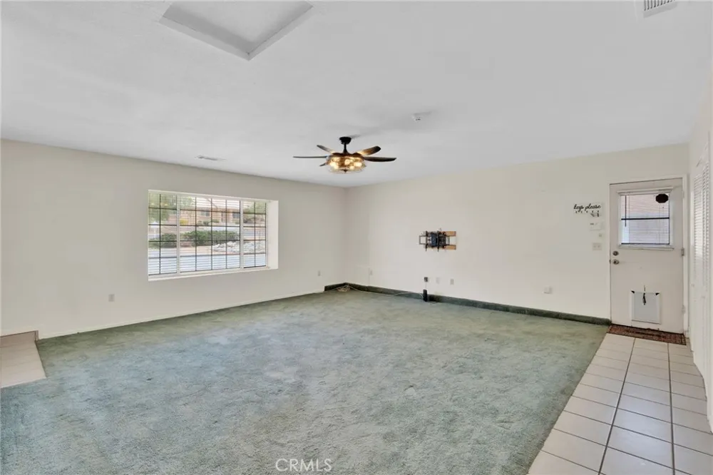 23333 Taos Apple Valley, CA 92307