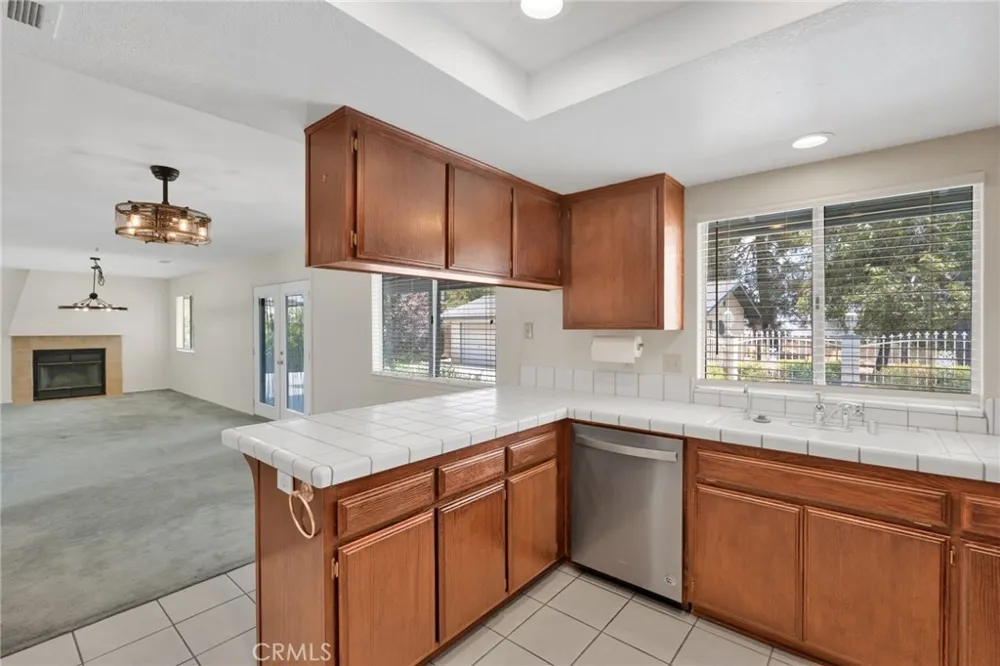 23333 Taos Apple Valley, CA 92307