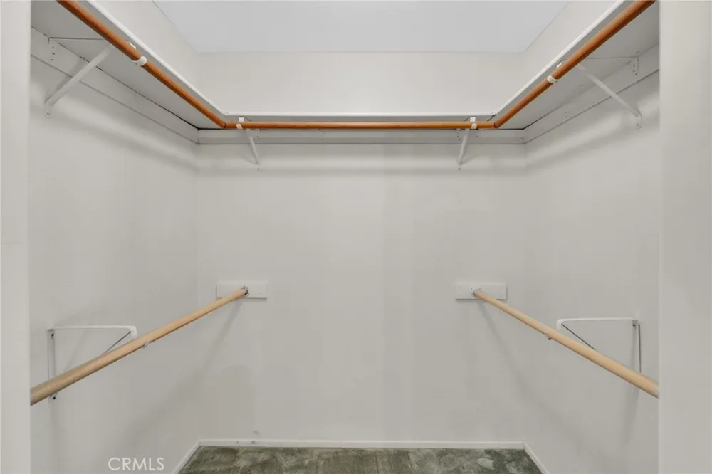 23333 Taos Apple Valley, CA 92307