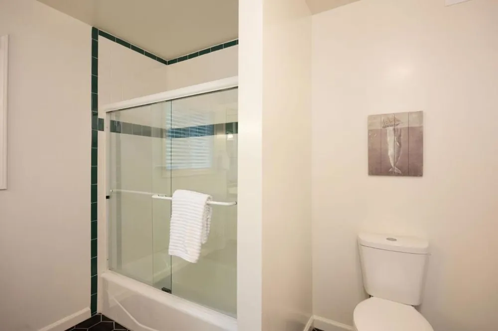 551 4th Street Montara, CA 94037