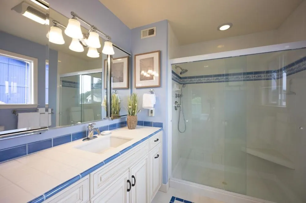 551 4th Street Montara, CA 94037
