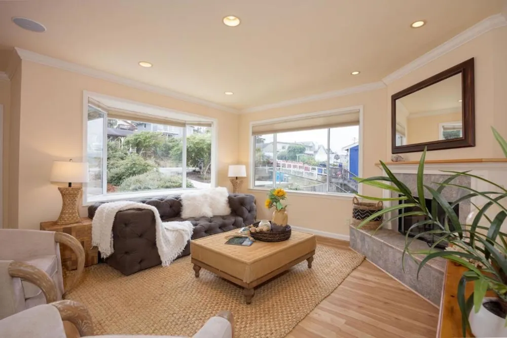 551 4th Street Montara, CA 94037