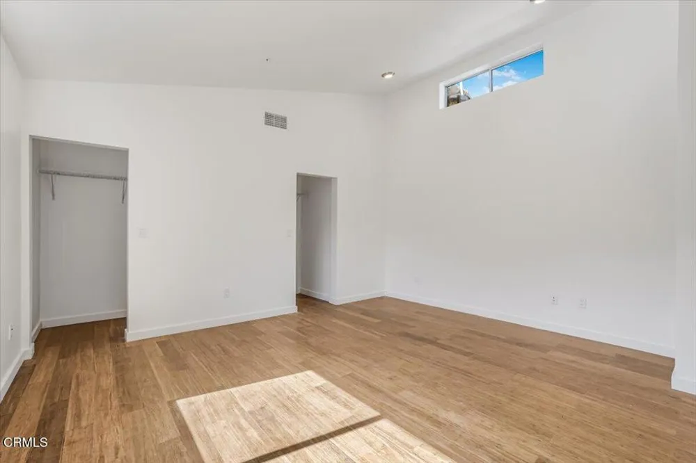 1944 Seminole Drive Agoura Hills, CA 91301